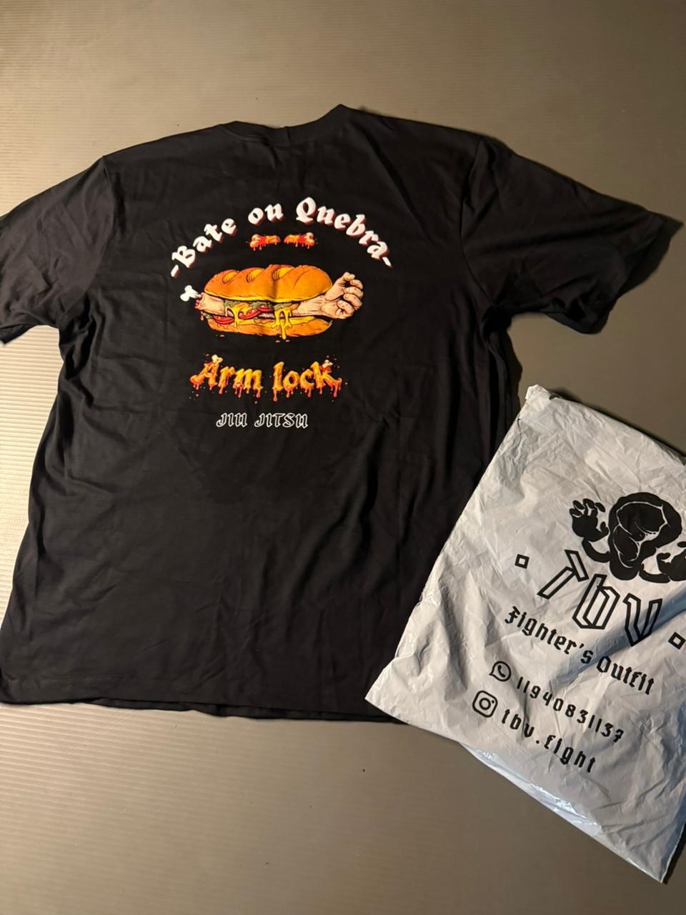 Camiseta Oversized - Arm Lock